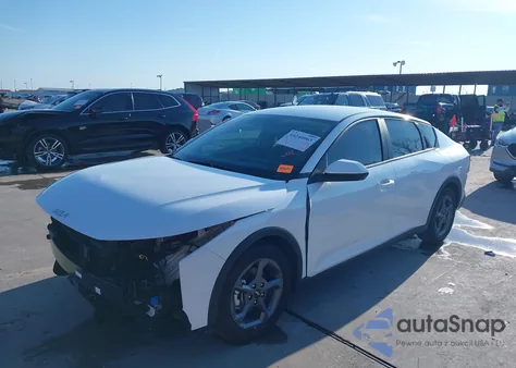 2025 Kia K4 Lxs z USA, uszkodzony, nr VIN 3KPFT4DE5SE140327